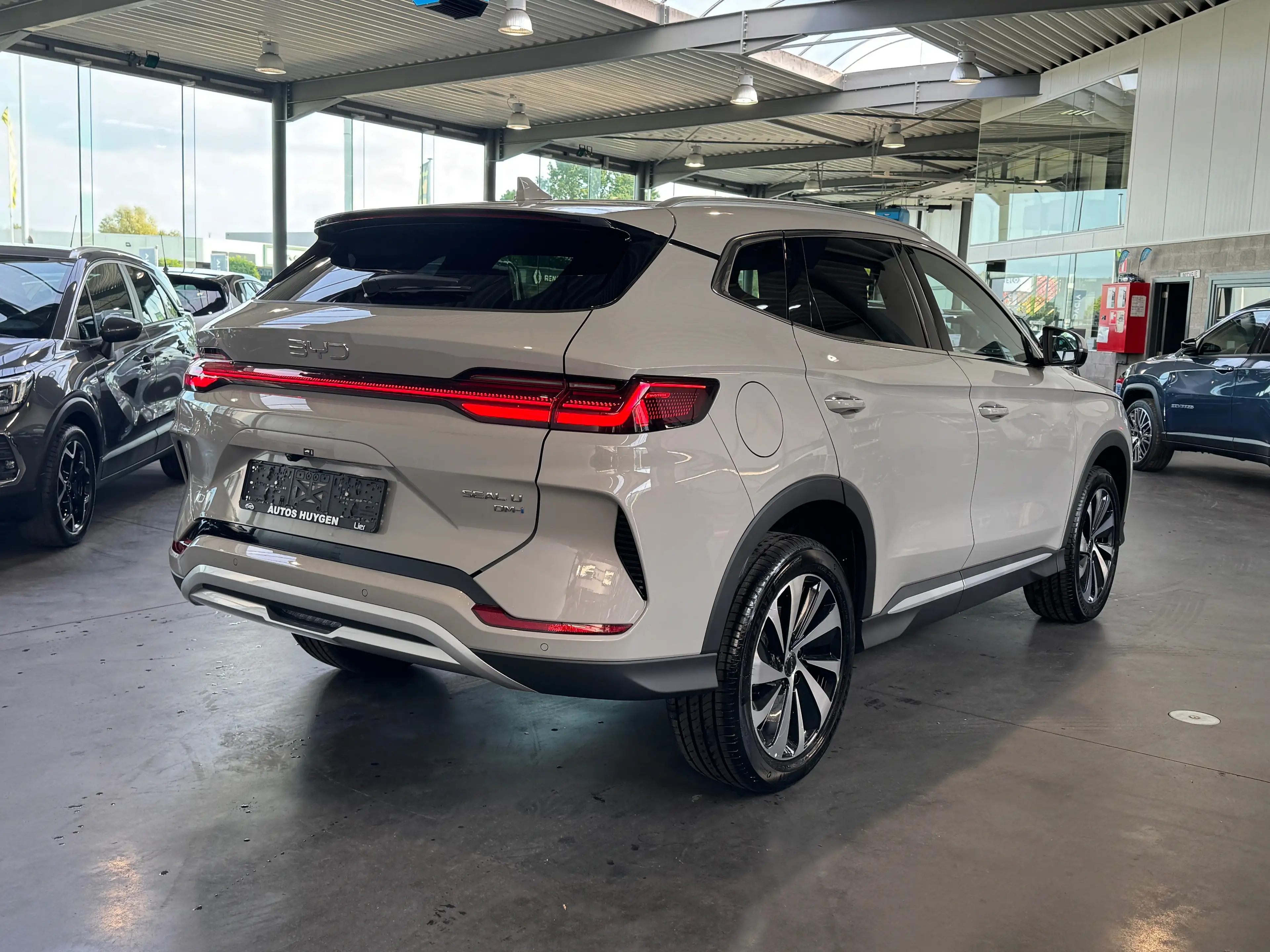 BYD Seal U Seal U 1.5 PHEV Boost 6 jaar garantie! — photo 3