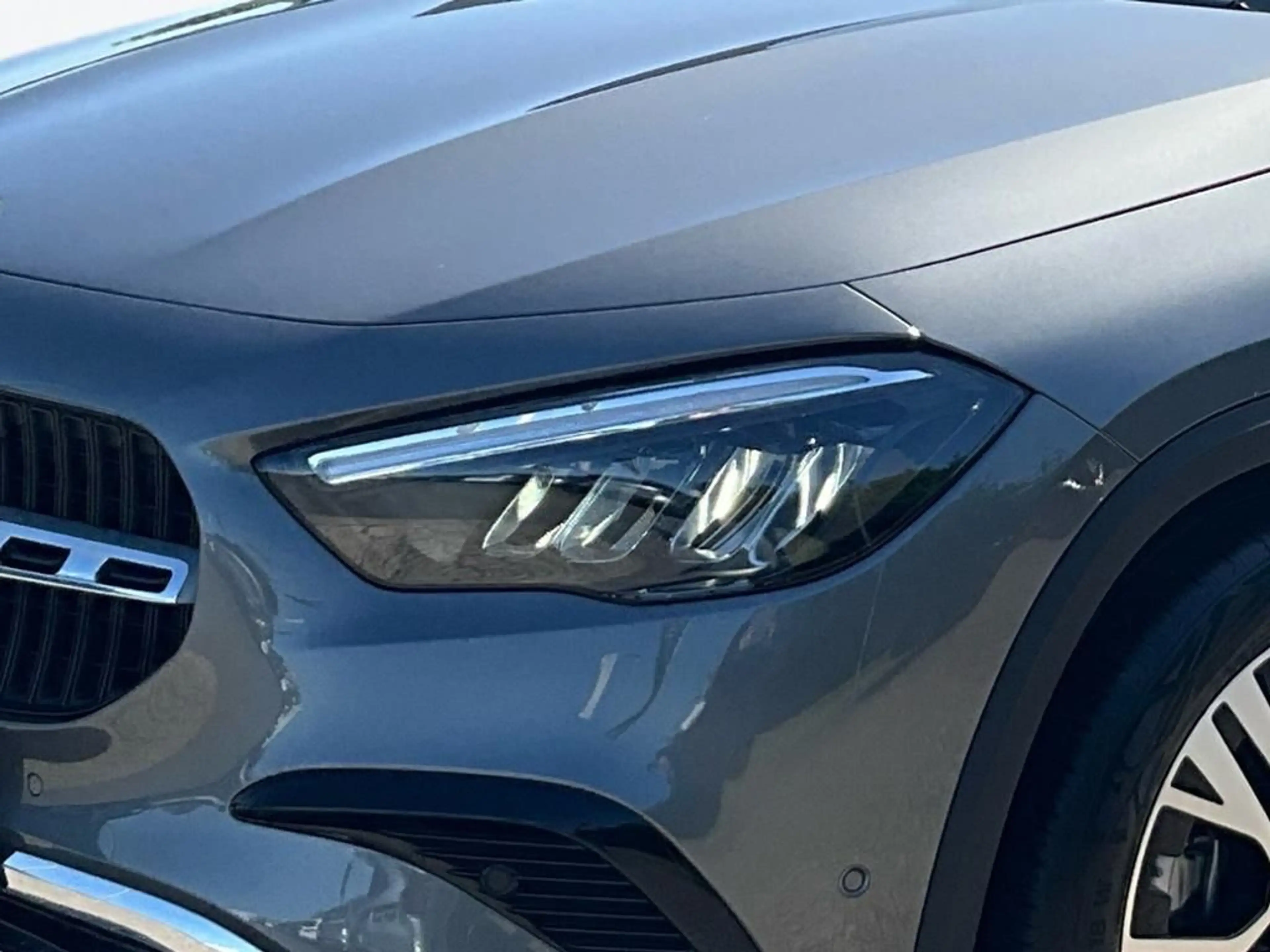 Mercedes-Benz GLA 180 Progressive Line Advanced AHK AUT Kam. — photo 6
