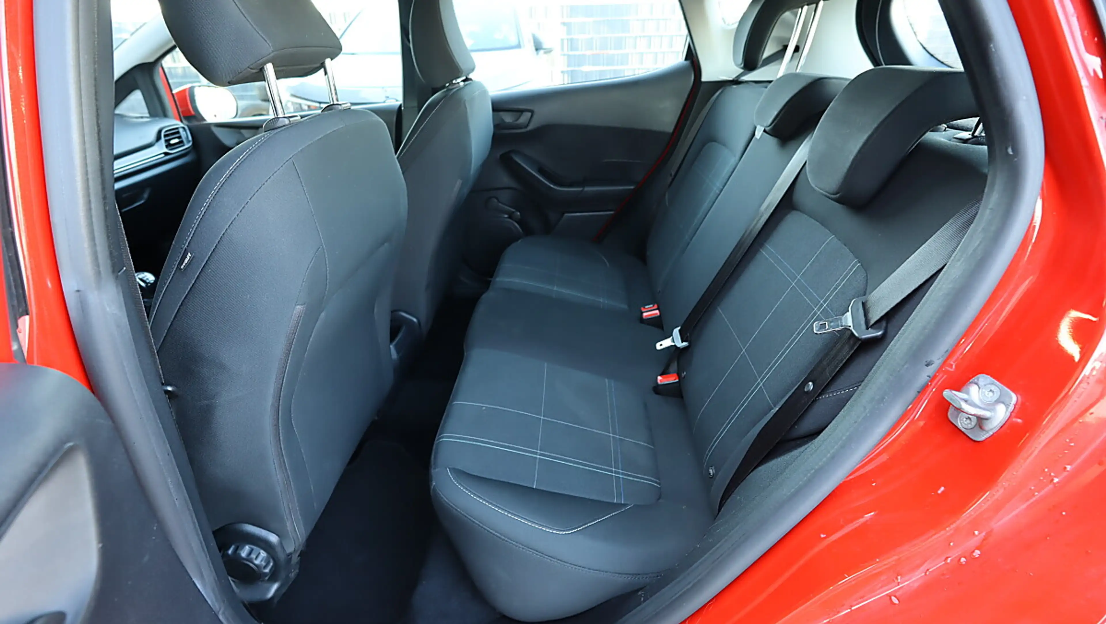 Ford Fiesta 1.1 Cool&Connect Parksensor vo+hi Lenkradh. Sit... — photo 12