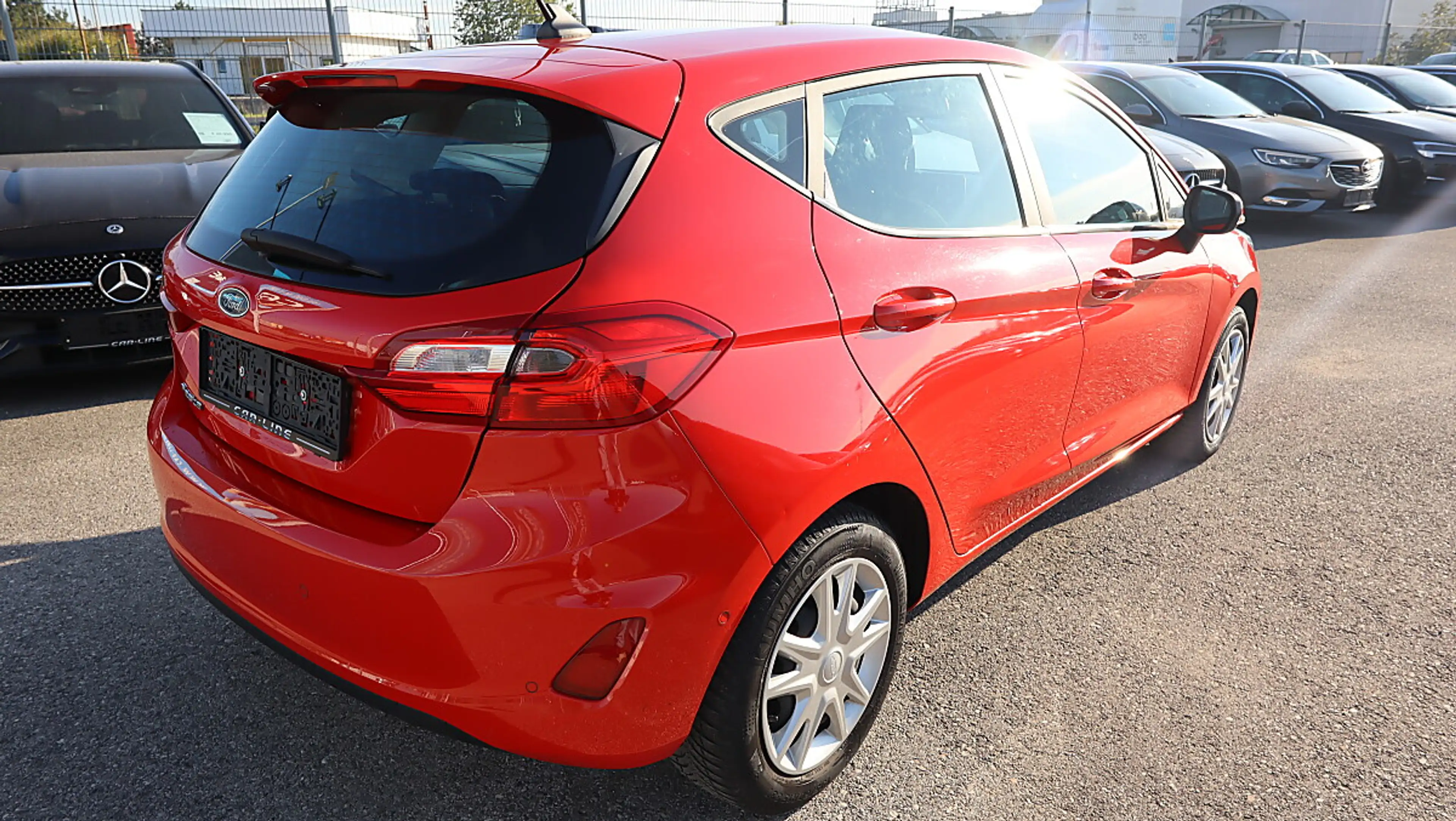Ford Fiesta 1.1 Cool&Connect Parksensor vo+hi Lenkradh. Sit... — photo 6