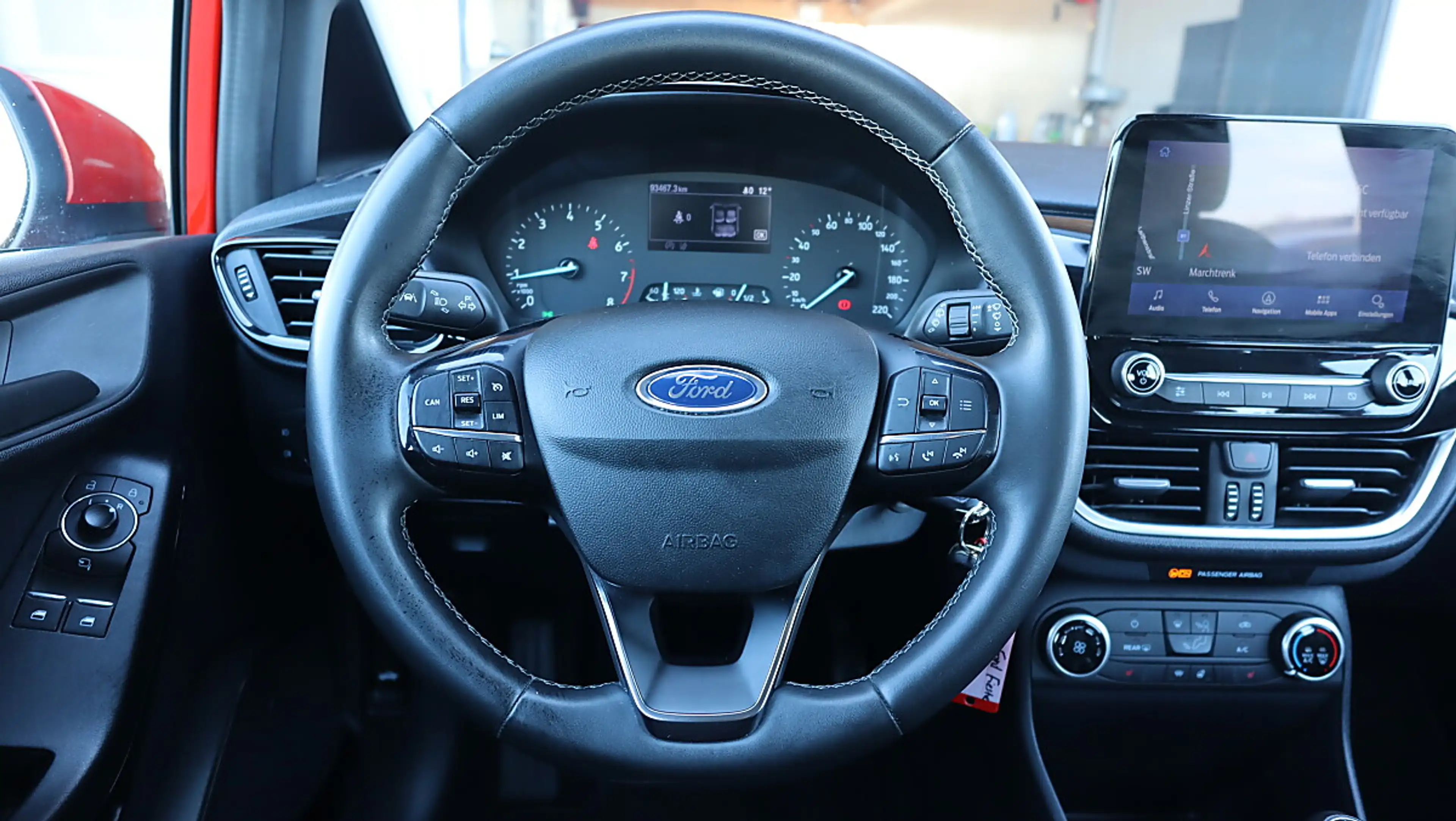 Ford Fiesta 1.1 Cool&Connect Parksensor vo+hi Lenkradh. Sit... — photo 2