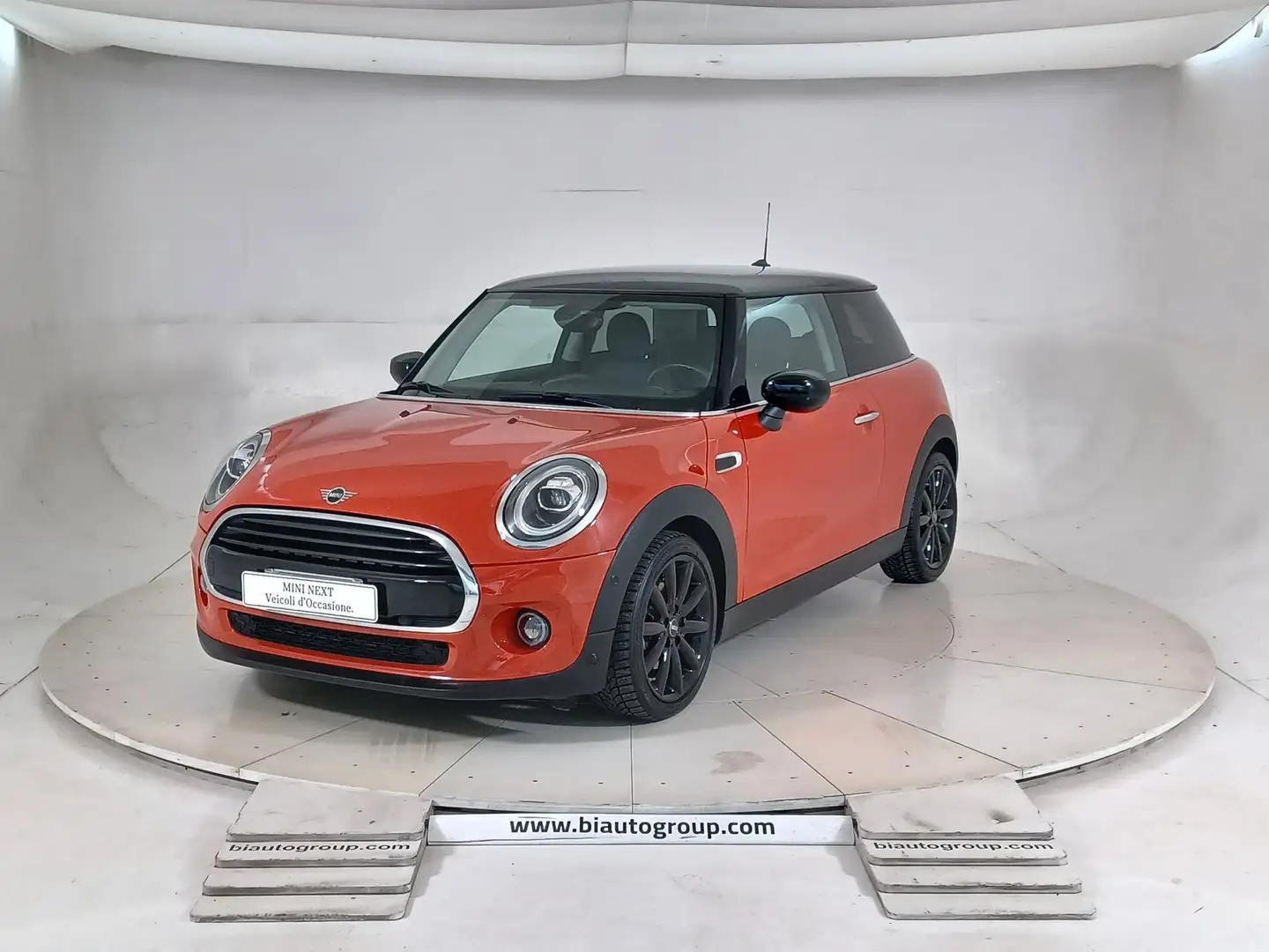 MINI Cooper Mini F56 2018 3p Benzina Mini 3p 1.5 Cooper auto Arancione - 1