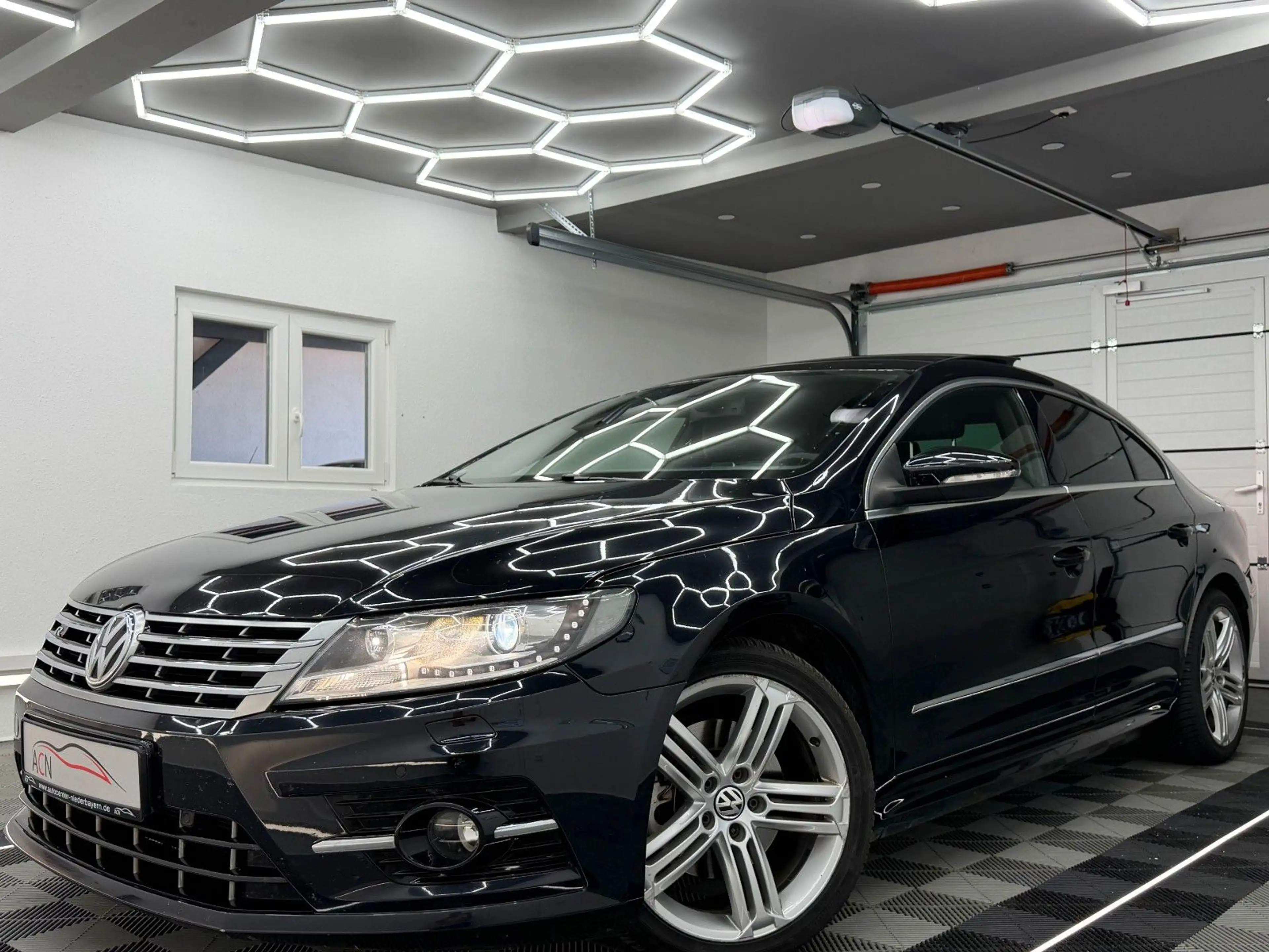 Volkswagen CC R-LINE/SHZ/KLIMAUT./XENON/PANORAMADACH