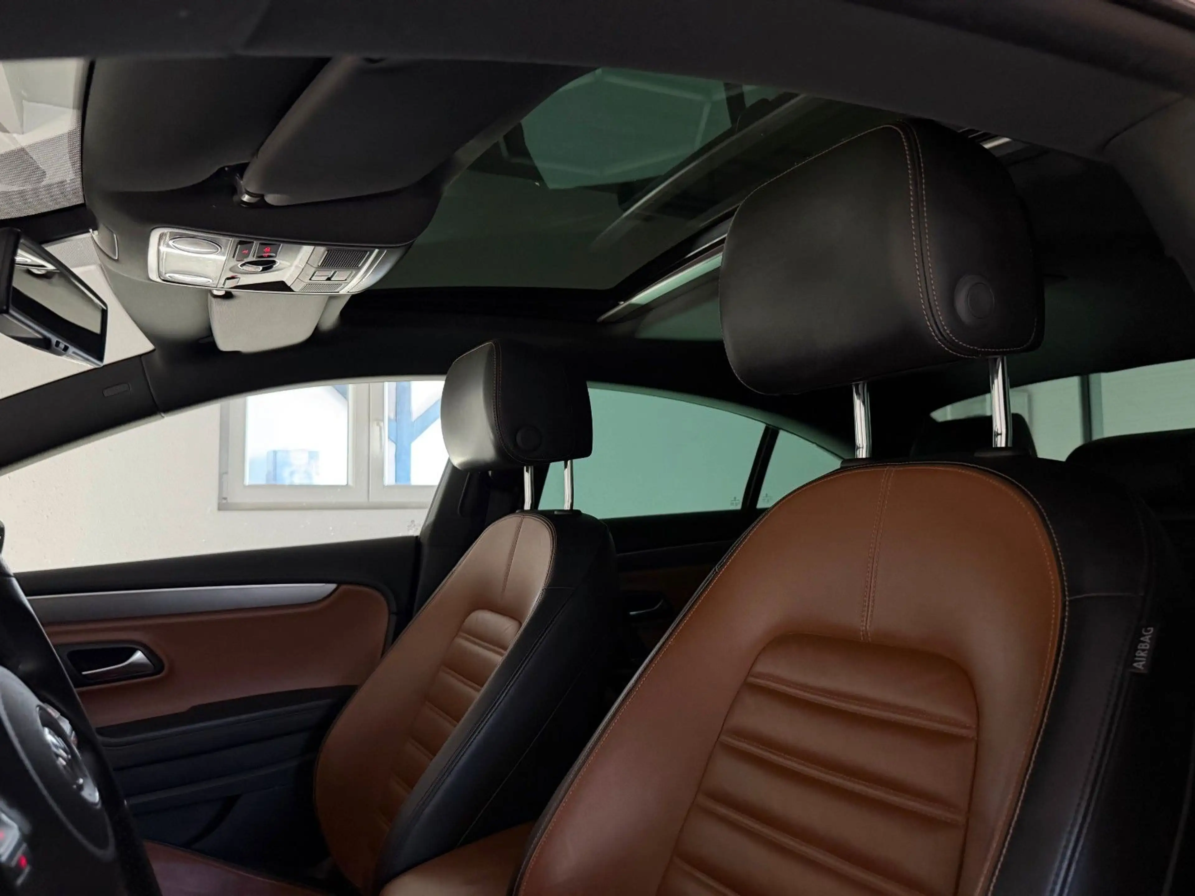Volkswagen CC R-LINE/SHZ/KLIMAUT./XENON/PANORAMADACH — photo 3