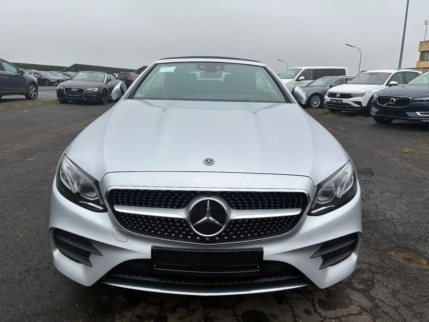 Mercedes-Benz E 300 Cabrio E 300 AMG Burmester 360* Multibeam Standh Argent - 2
