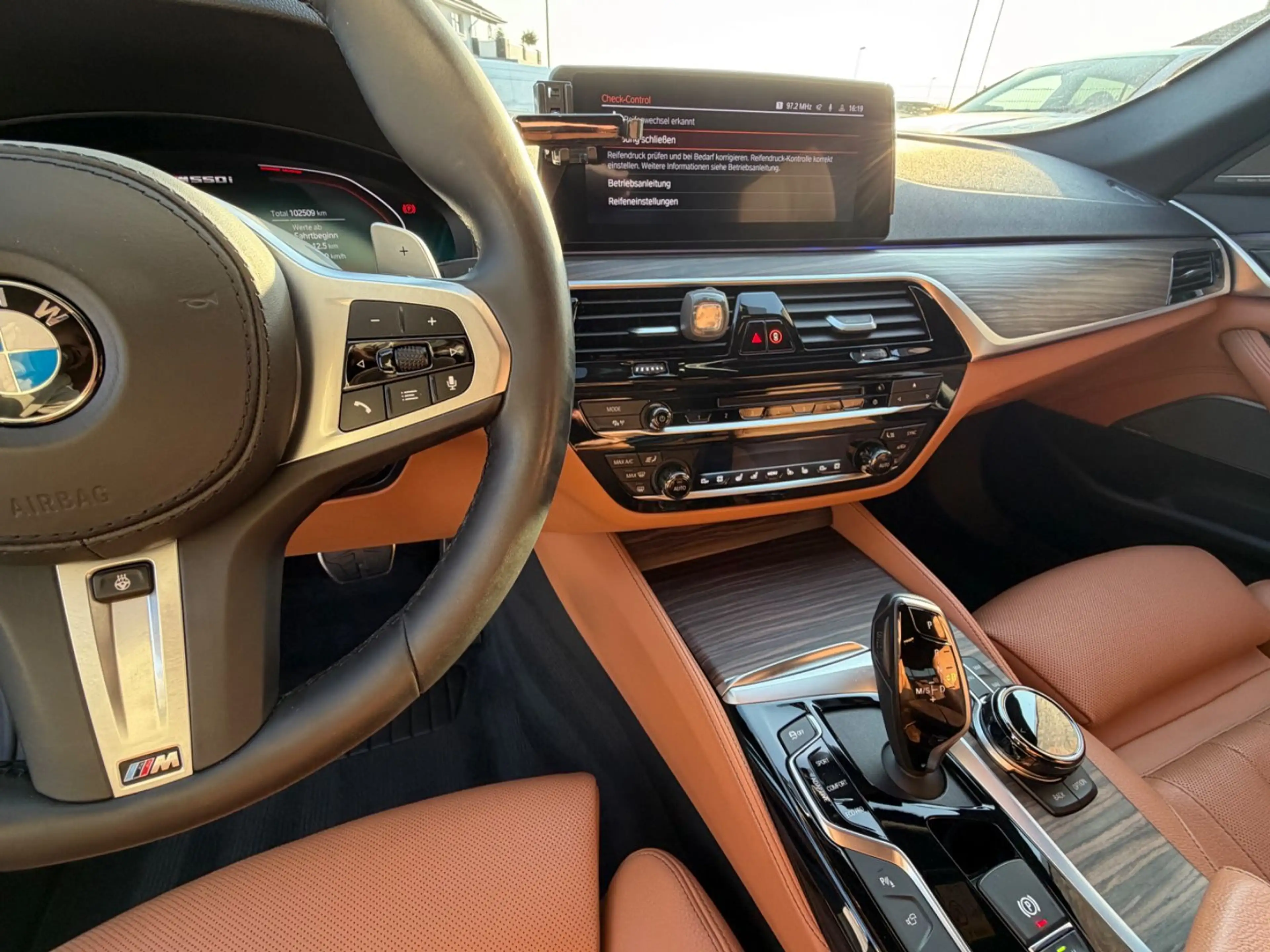 BMW 550 i xDrive*Laser*DIGITAL-TACHO*LED*HUD* — photo 21