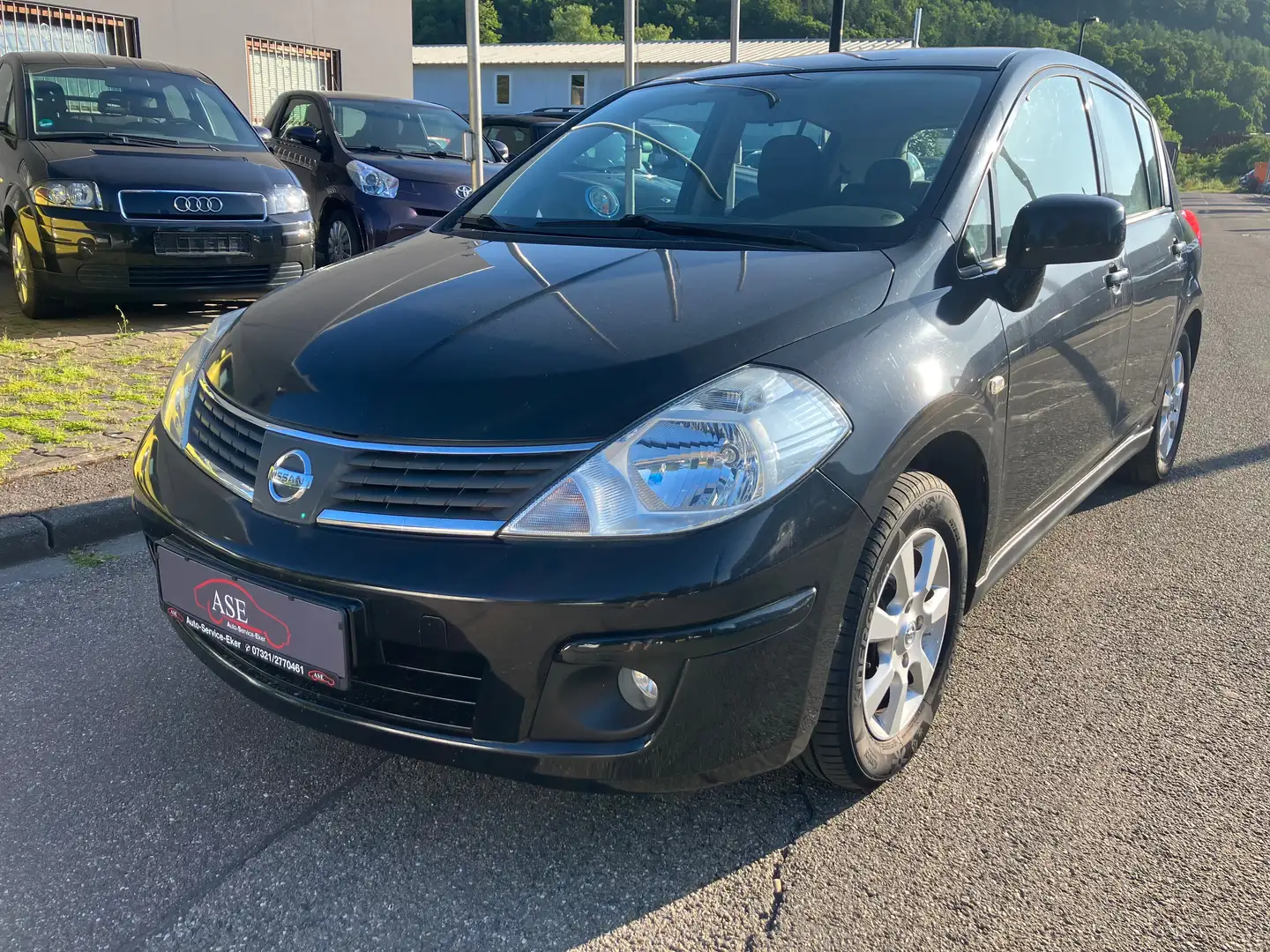 Nissan Tiida Acenta**TÜV**NEU** Black - 1