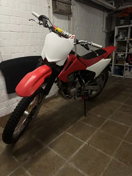 Honda CRF 230 - foto 8