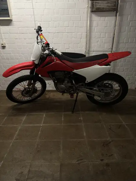 Honda CRF 230 - foto 7