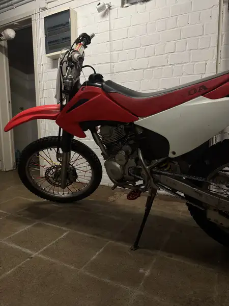 Honda CRF 230 - foto 6