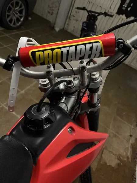 Honda CRF 230 - foto 2