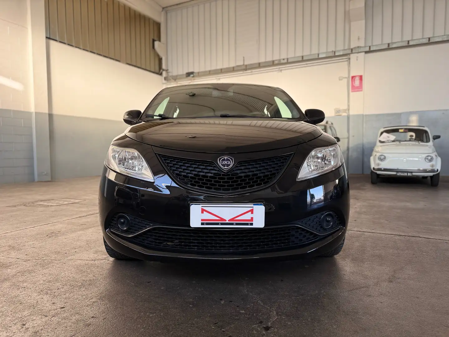 Lancia Ypsilon Ypsilon III 2015 1.2 Platinum s Nero - 2