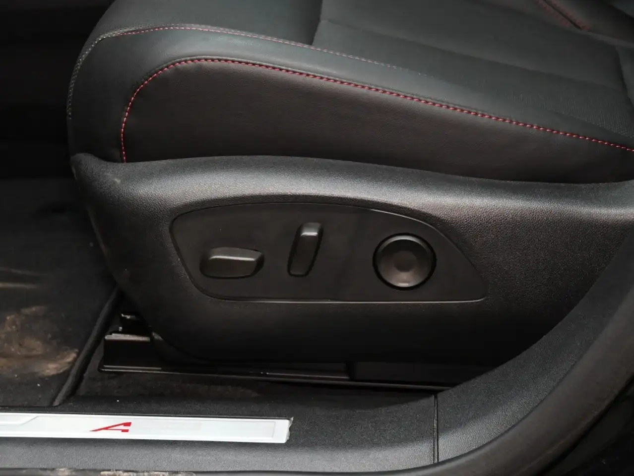 Acura ZDX снимка Acura ZDX