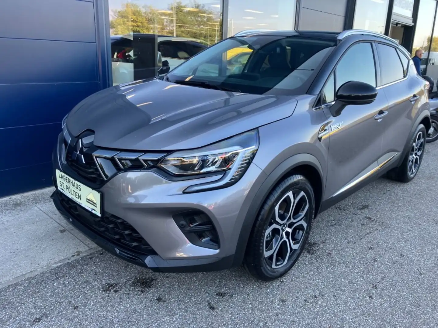 Mitsubishi ASX 1,6 PHEV Intense+ S+C AT 23 Schwarz - 1