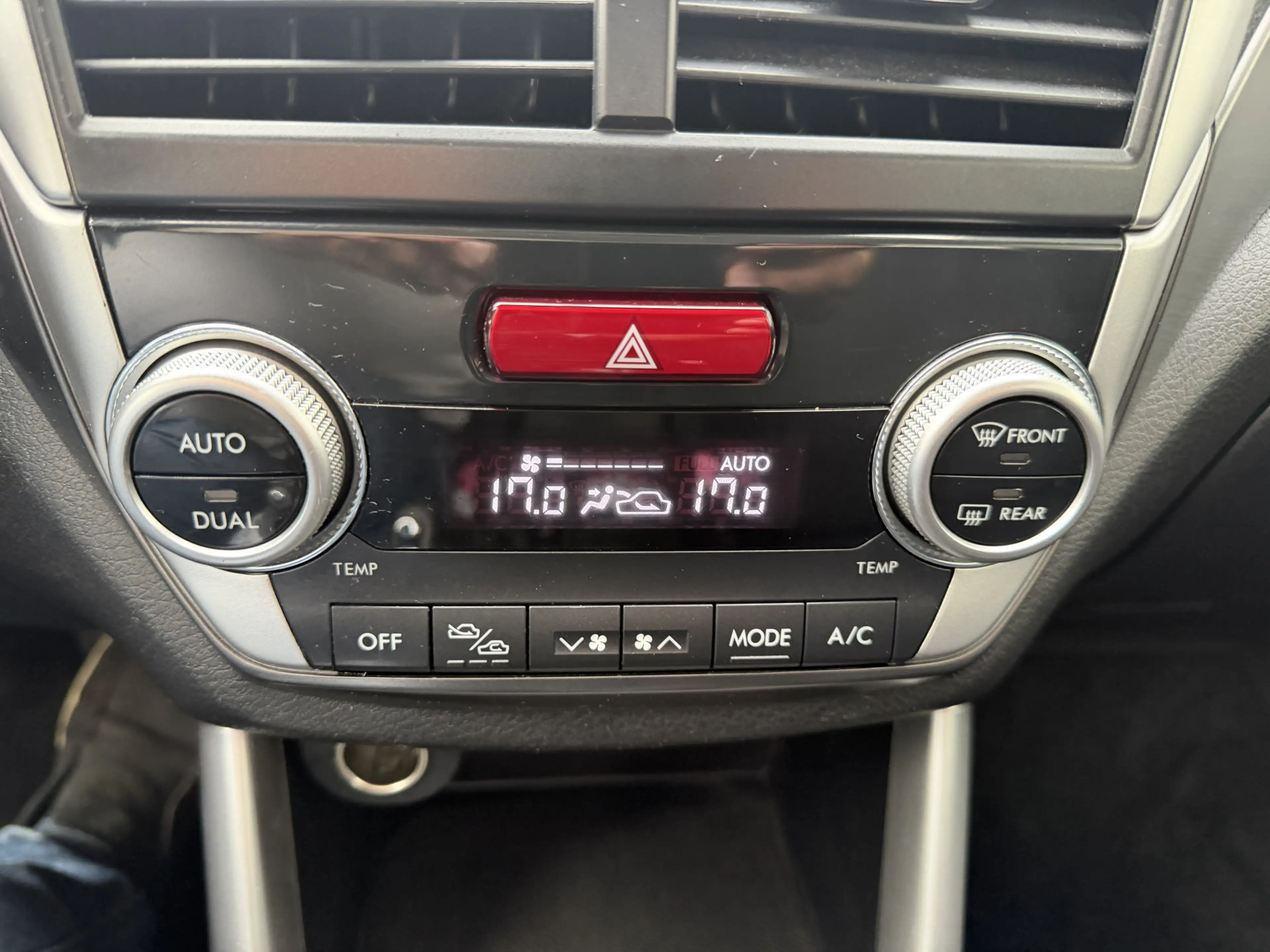 Subaru Forester 2.0 Luxury LPG-G3 ECC Cruisecontrol — photo 15