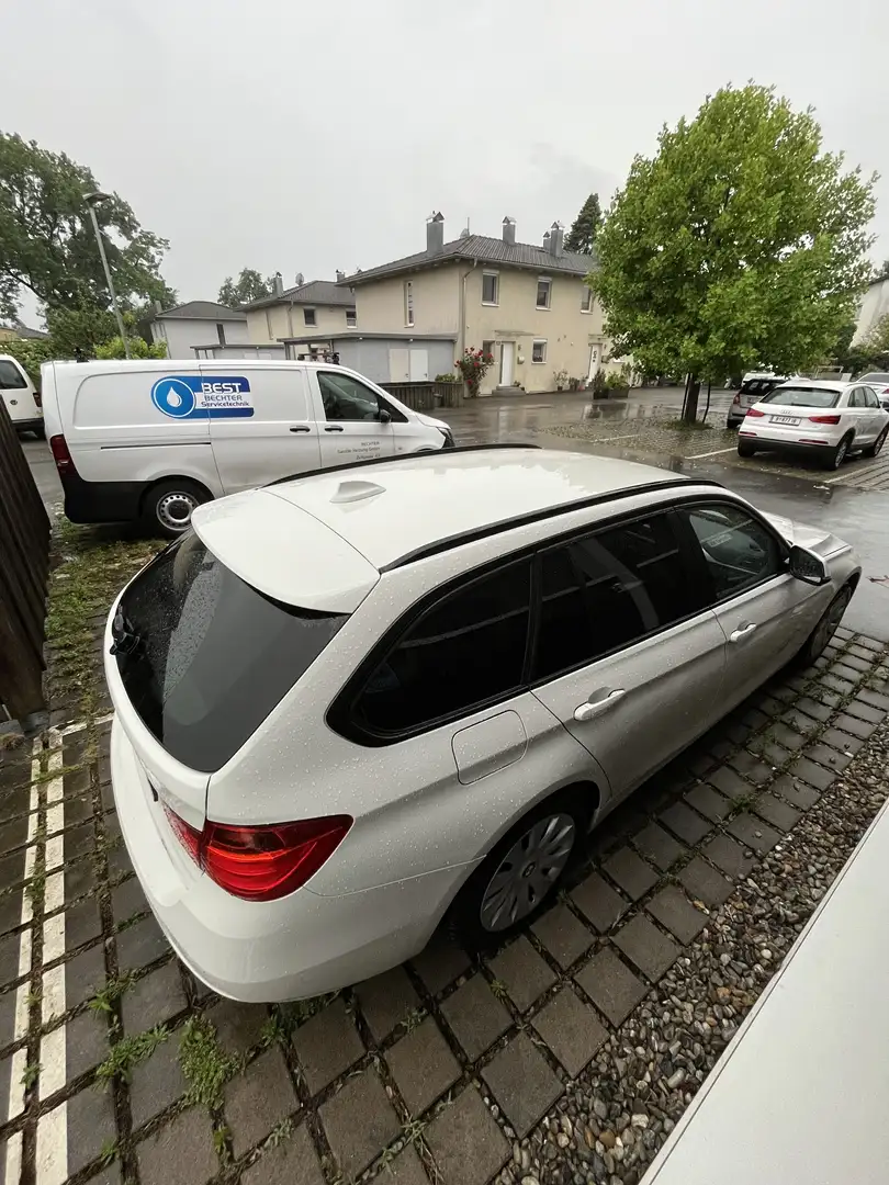 BMW 320 320 d xDrive Weiß - 1