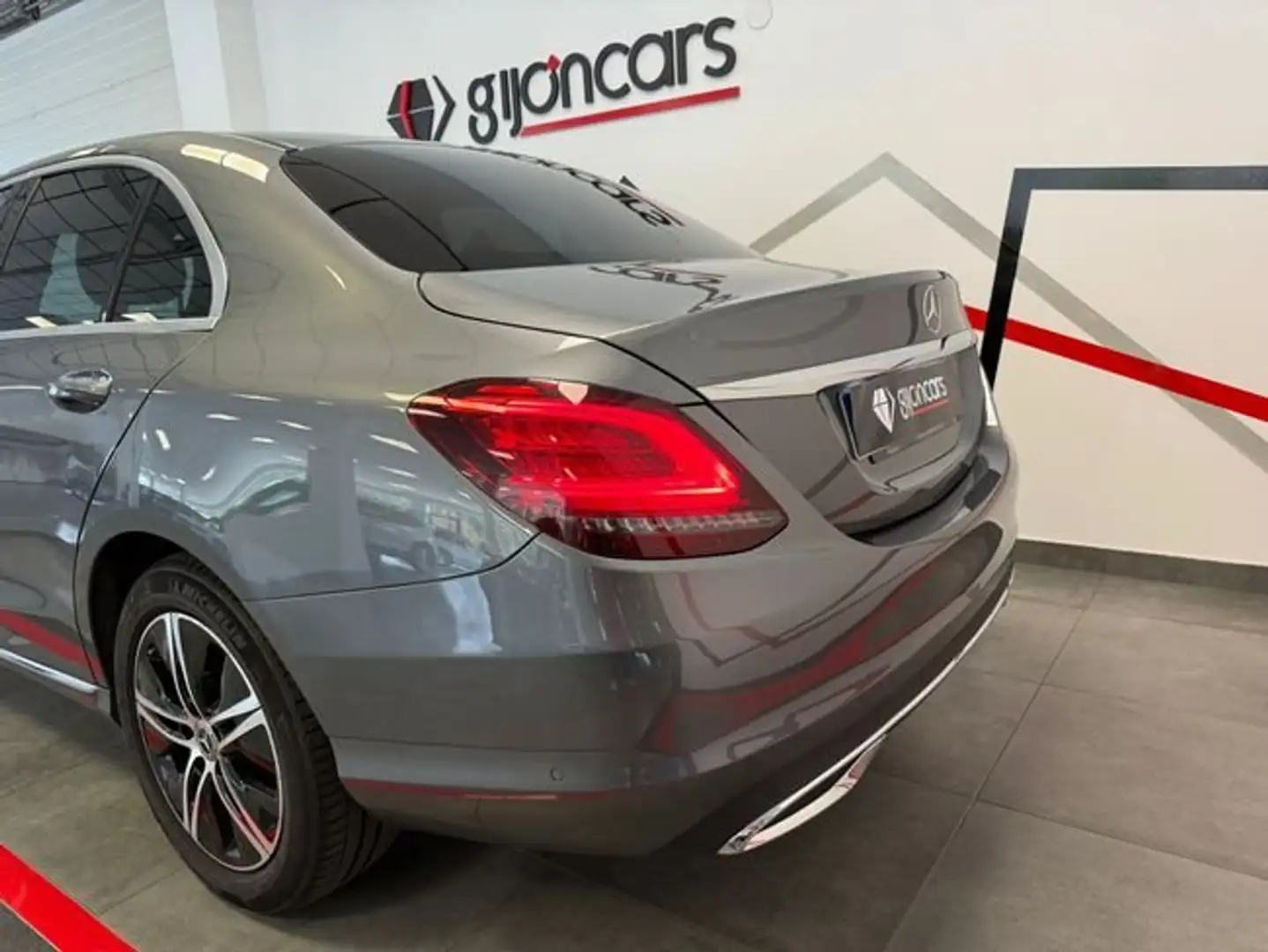 Mercedes-Benz C 200 d Gris - 2