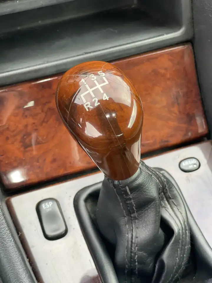 Mercedes-Benz CLK 230 Kompressor (208.347), foto 4
