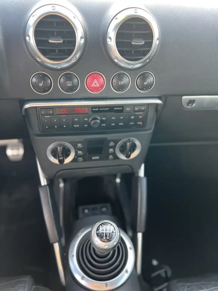 Audi TT Coupe 1.8 T, foto 10