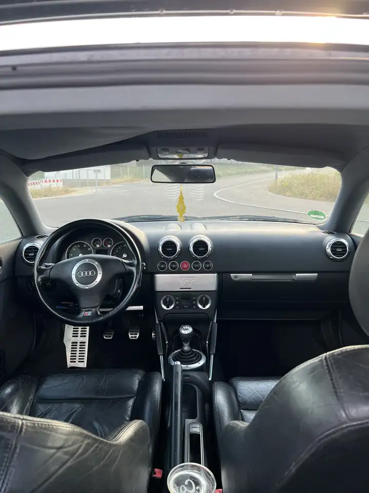 Audi TT Coupe 1.8 T, foto 8