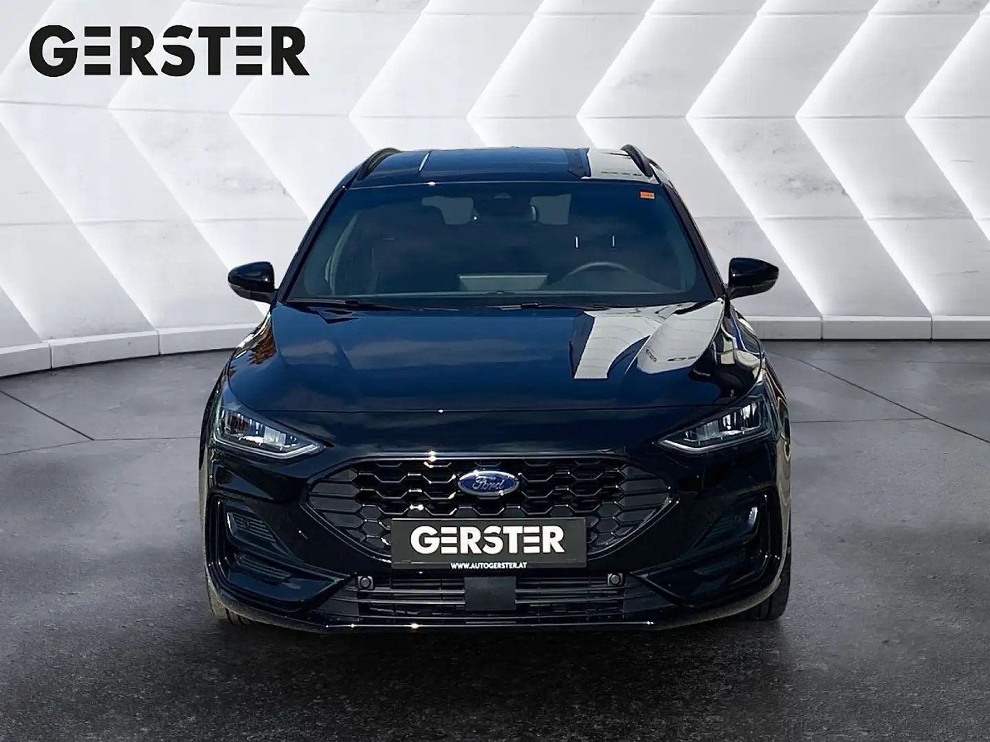 Ford Focus Turnier 1,0 EcoBoost Hybrid ST-Line X Aut. Schwarz - 2