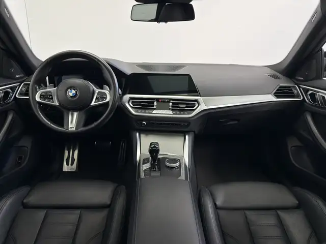 BMW 4 Series view 10