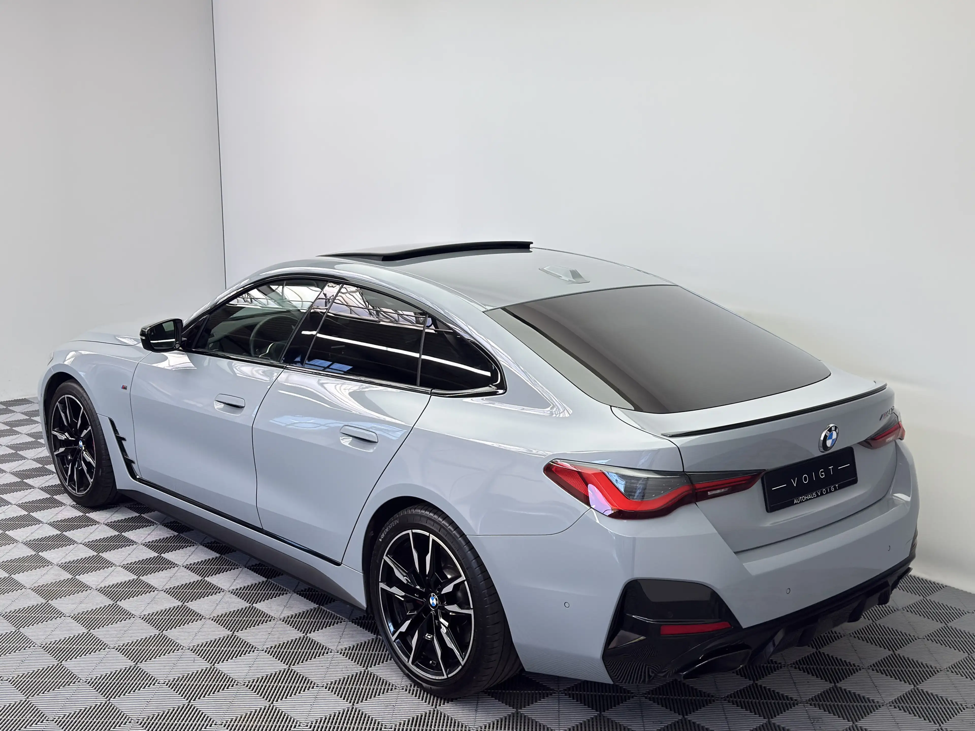 BMW 440 Premium-Selection|Pano|HuD|AHK|Laser|Schale| — photo 3