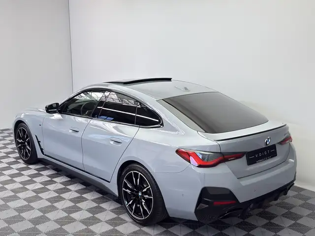BMW 4 Series view 3