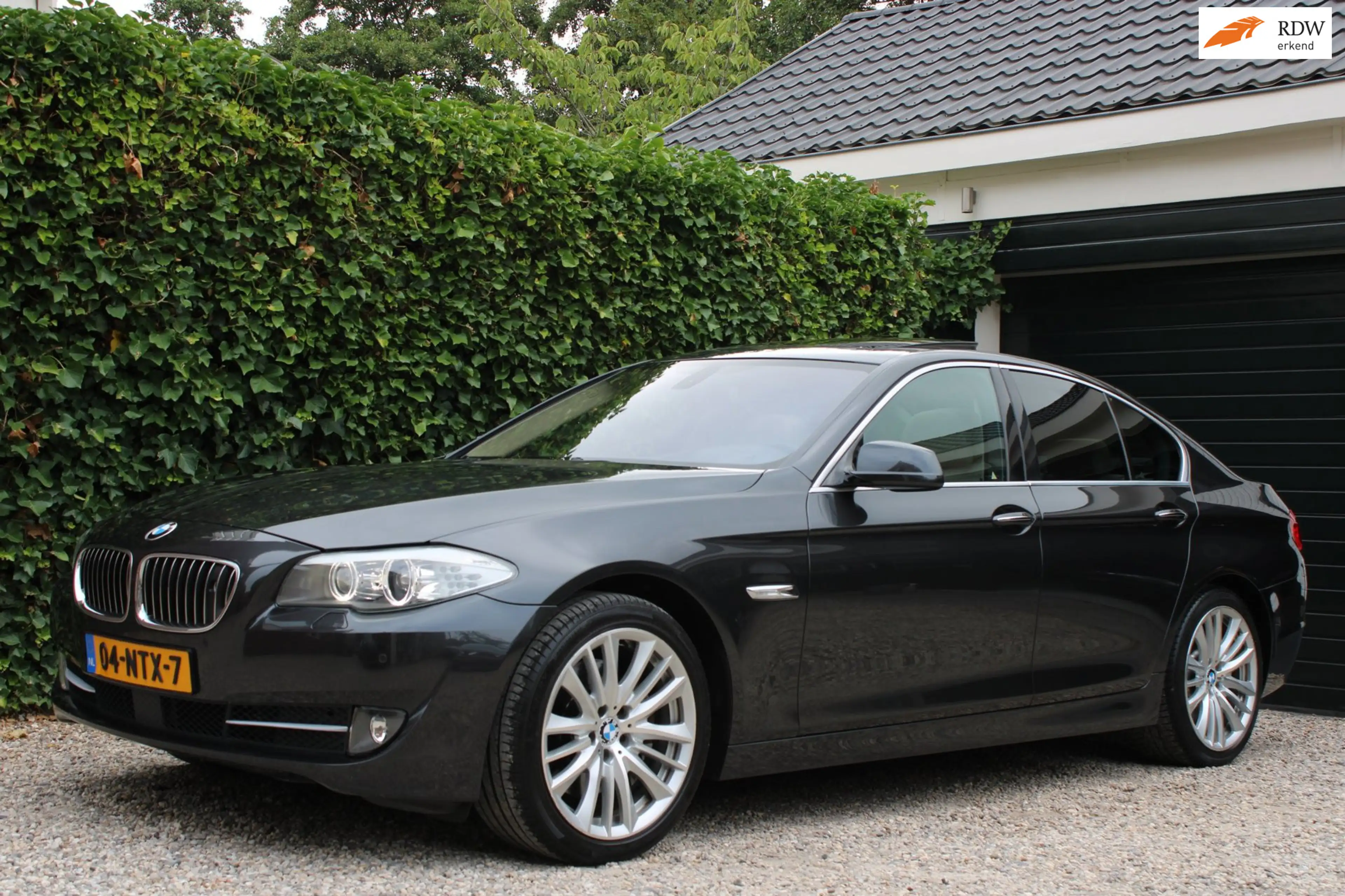 BMW 535 5-serie 535i High Executive | Schuif- kanteldak |