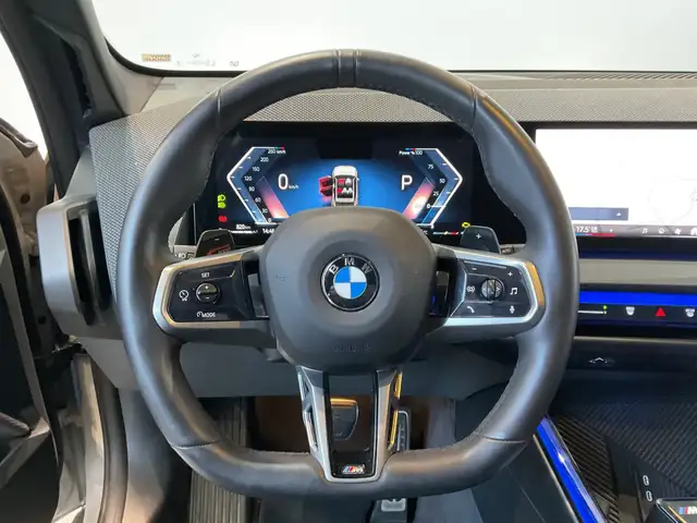 BMW X3 view 4