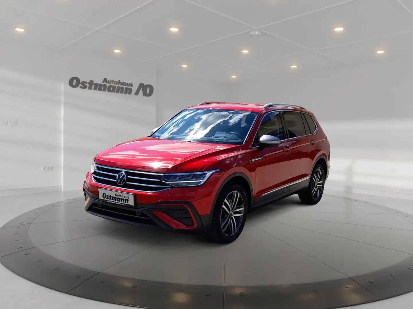 Volkswagen Tiguan Allspace 1.5 TSI Life HUD STH RFK 19'' Rot - 1