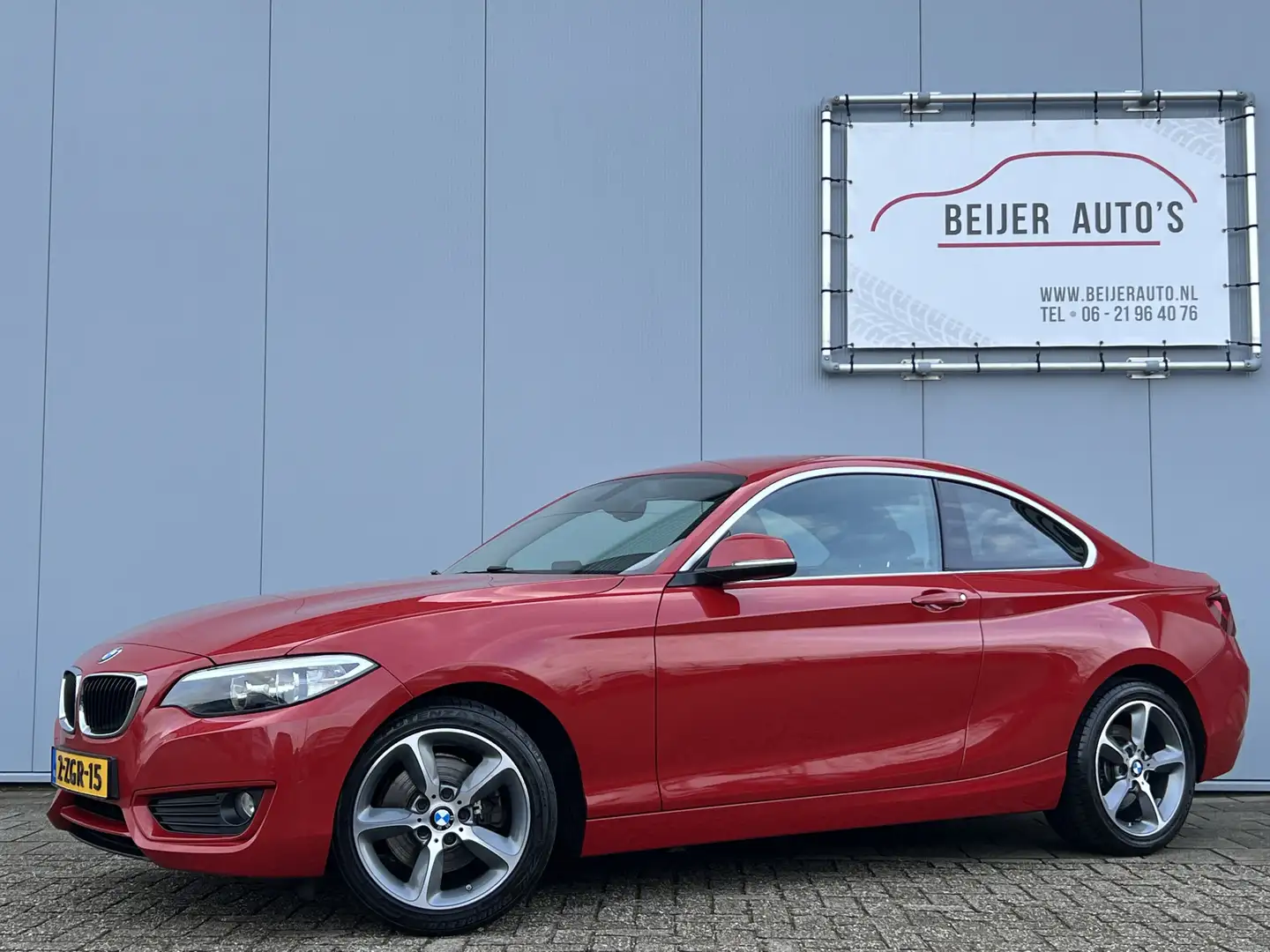 BMW 220 2-serie Coupé 220i Business Navi/Bluetooth/17inch. Rood - 1