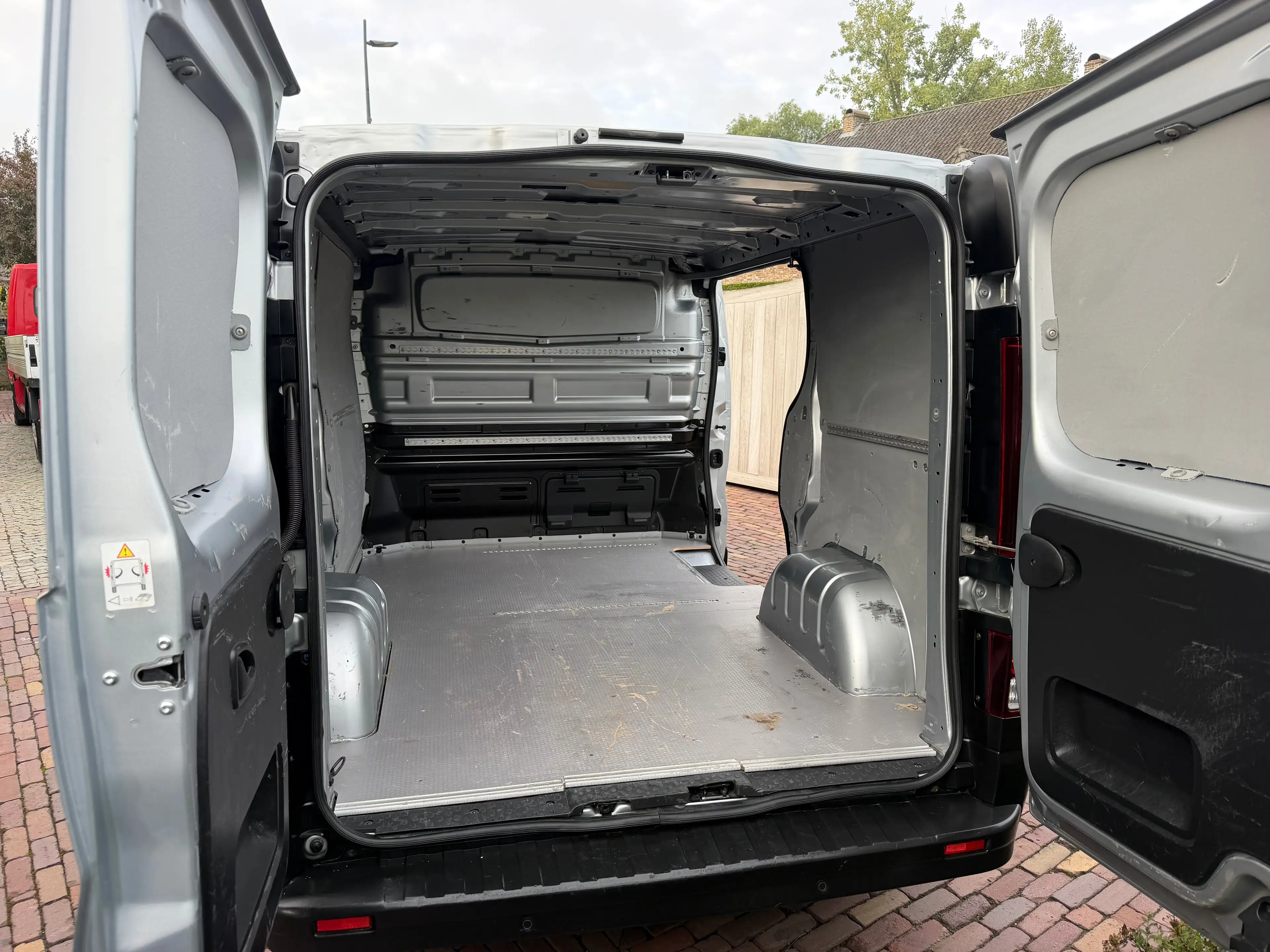 Renault Trafic 2,0 DCI-130Pk Airco-Bluet-Camera-Carplay-3zit 15.496 ex btw — photo 8