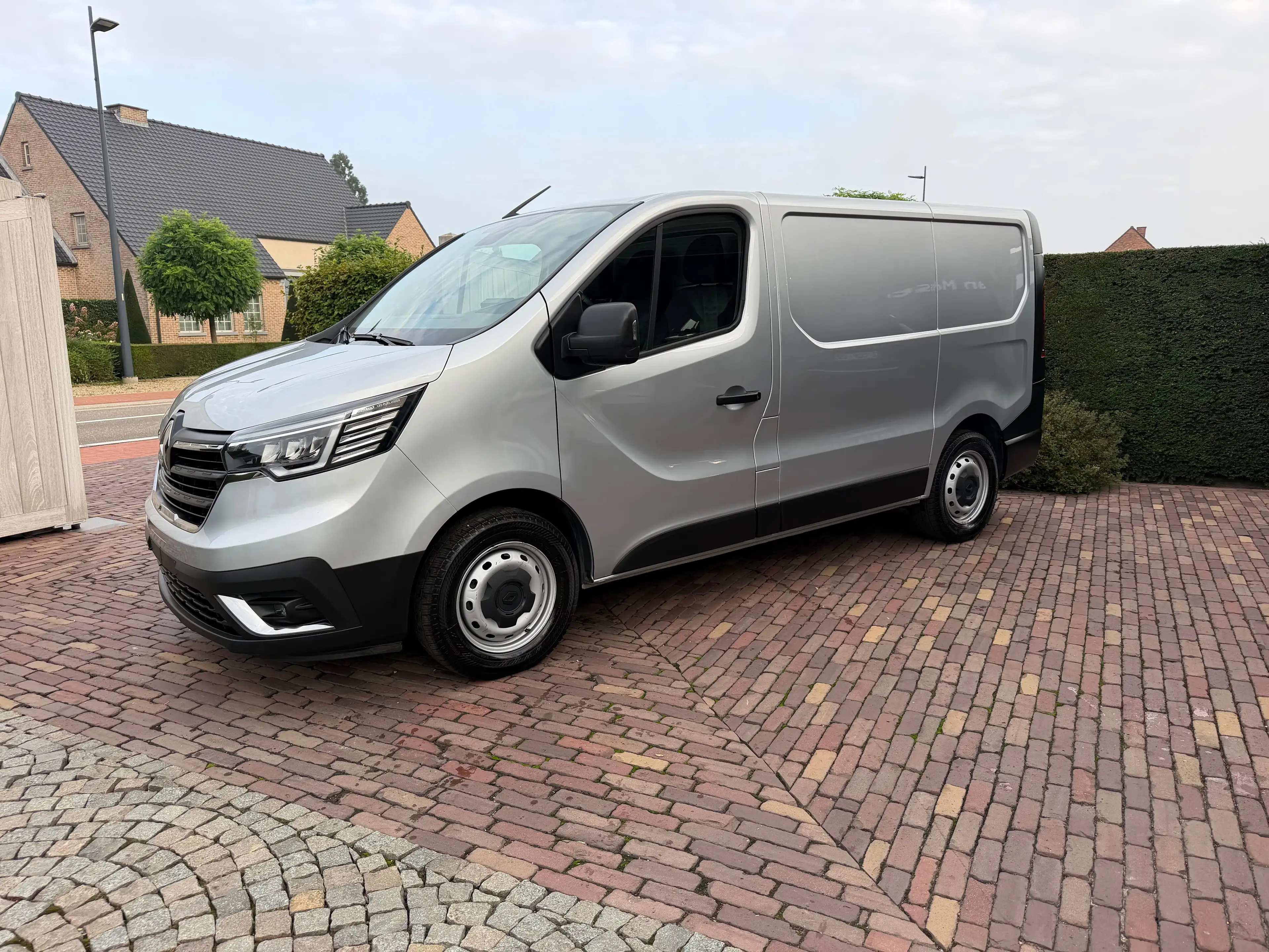 Renault Trafic 2,0 DCI-130Pk Airco-Bluet-Camera-Carplay-3zit 15.496 ex btw — photo 3