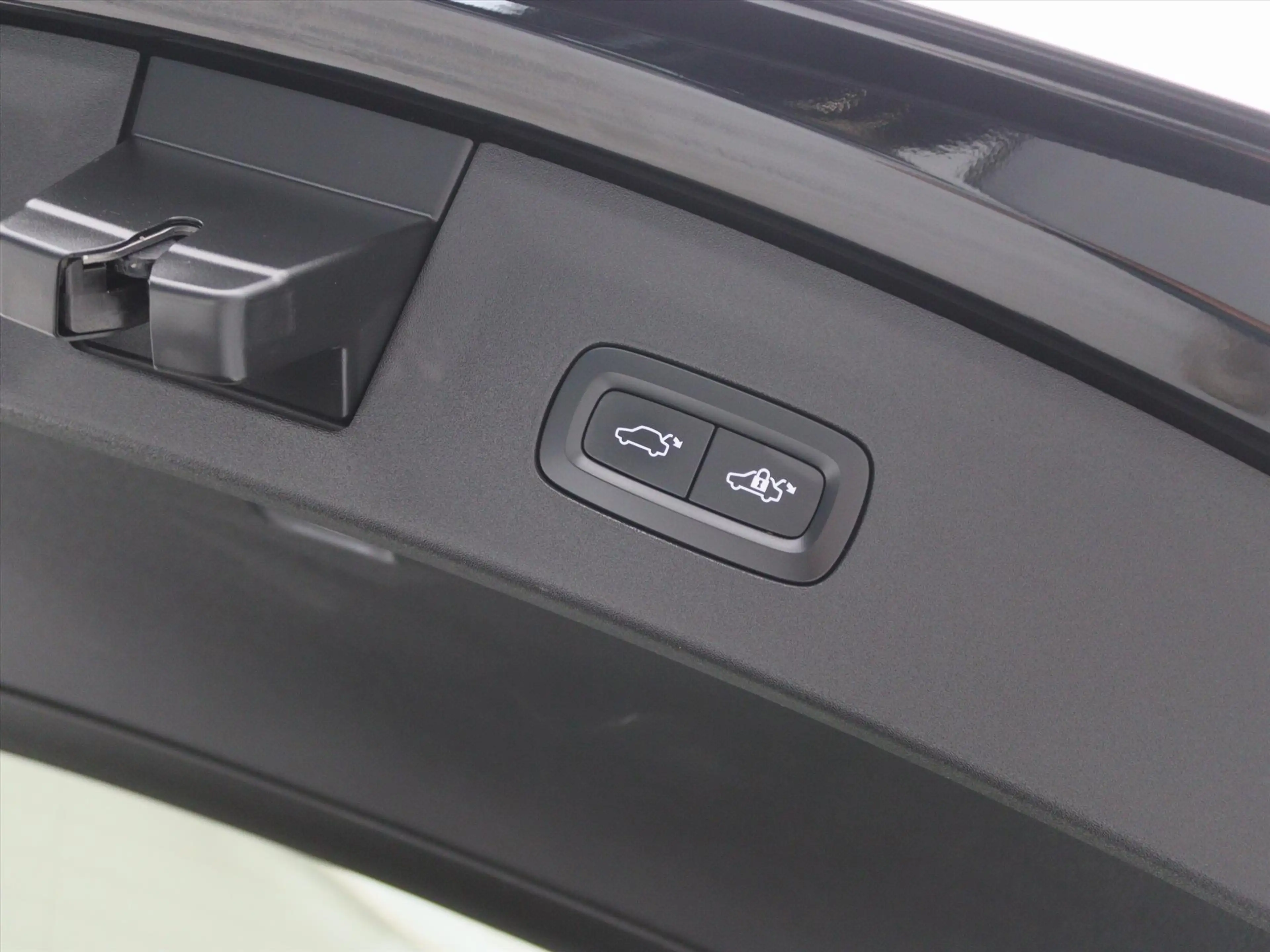 Polestar 2 165kW Standard Range Single Motor 90,84% SoH [ PAN — photo 23