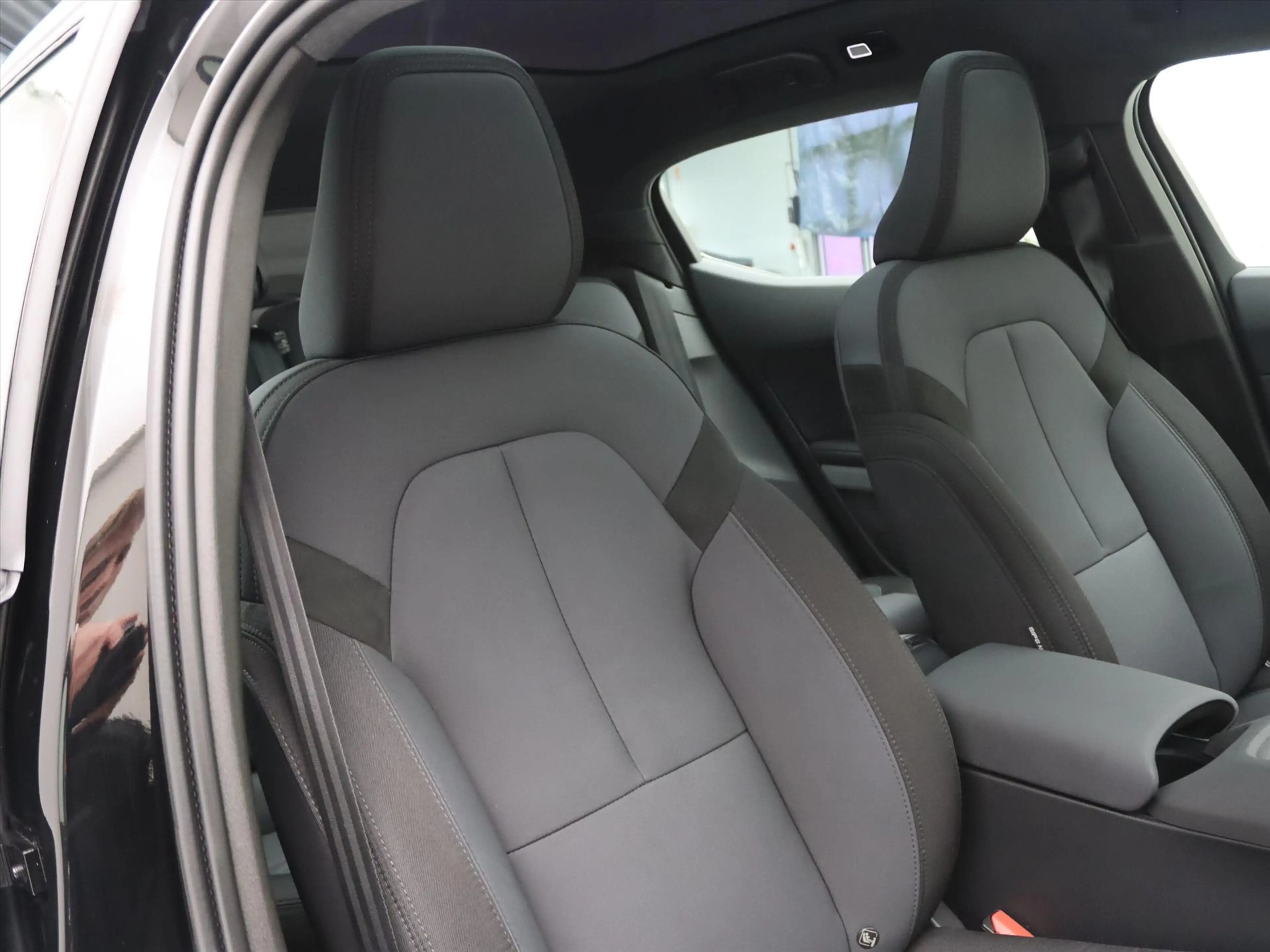 Polestar 2 165kW Standard Range Single Motor 90,84% SoH [ PAN — photo 31