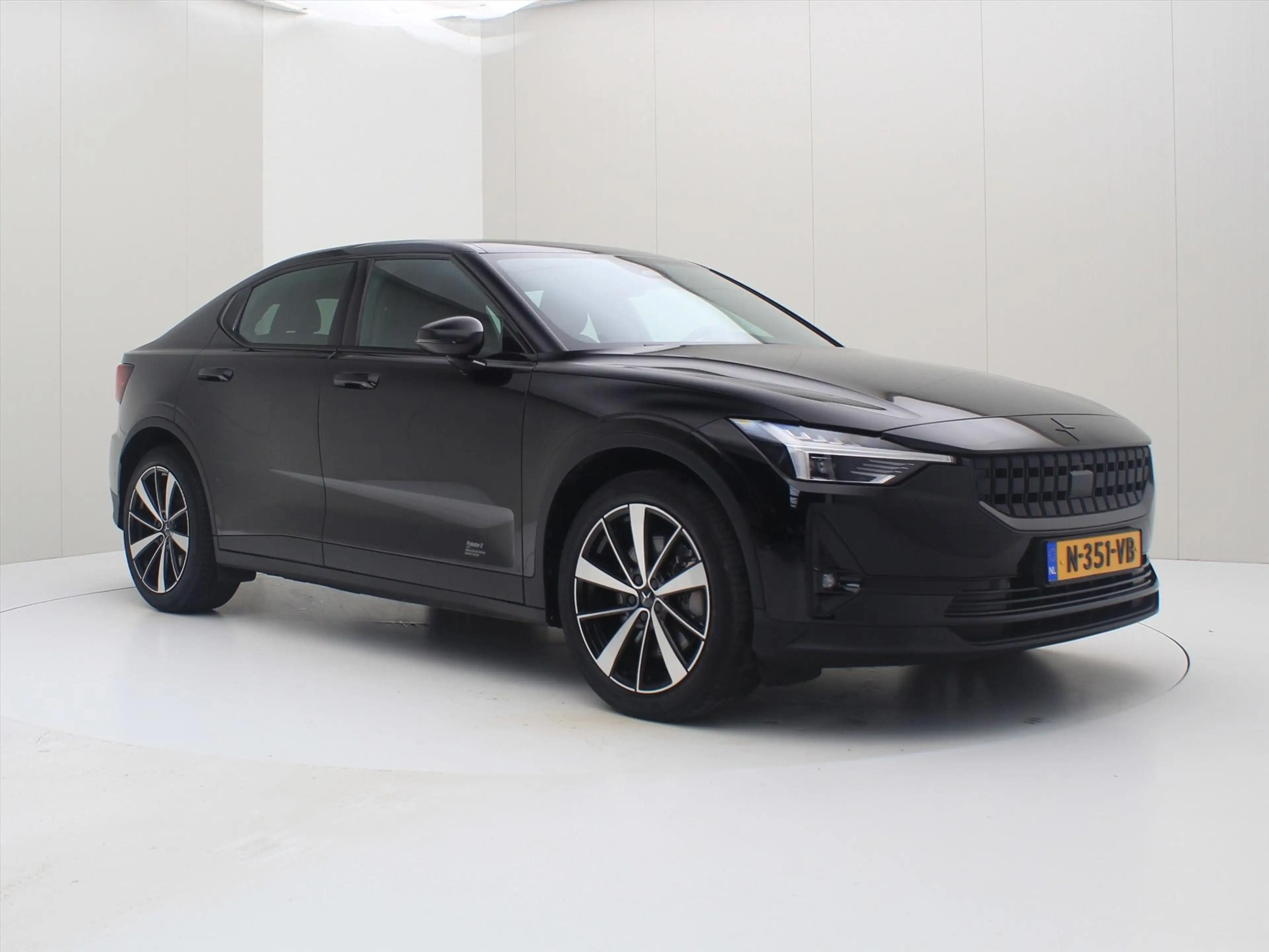 Polestar 2 165kW Standard Range Single Motor 90,84% SoH [ PAN — photo 4