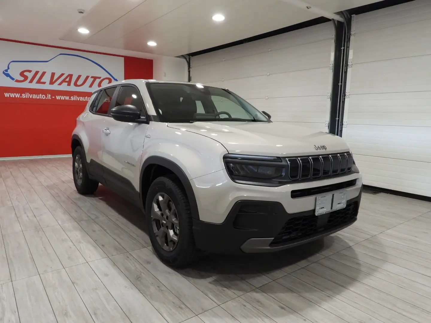 Jeep Avenger 1.2 FWD LONGITUDE MY’25 Beige - 2