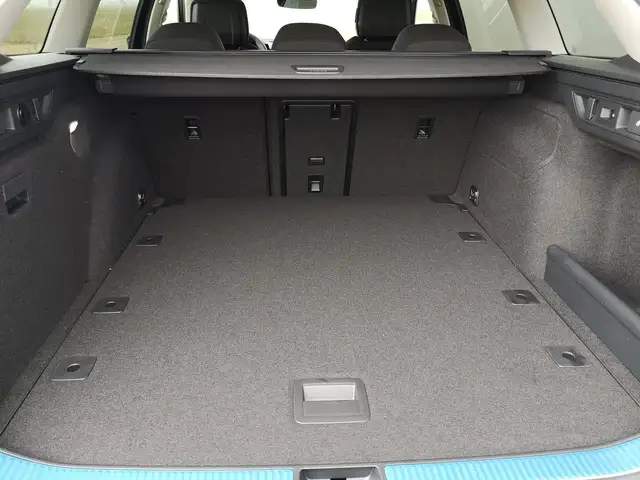 Skoda Superb view 10