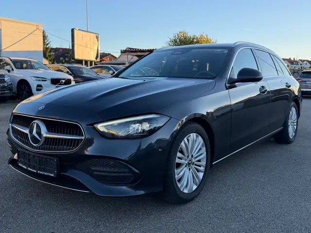 Mercedes-Benz C 200 d T°Avantgarde°NAVI°LED°AHK°KAMERA°SHZ°TEM