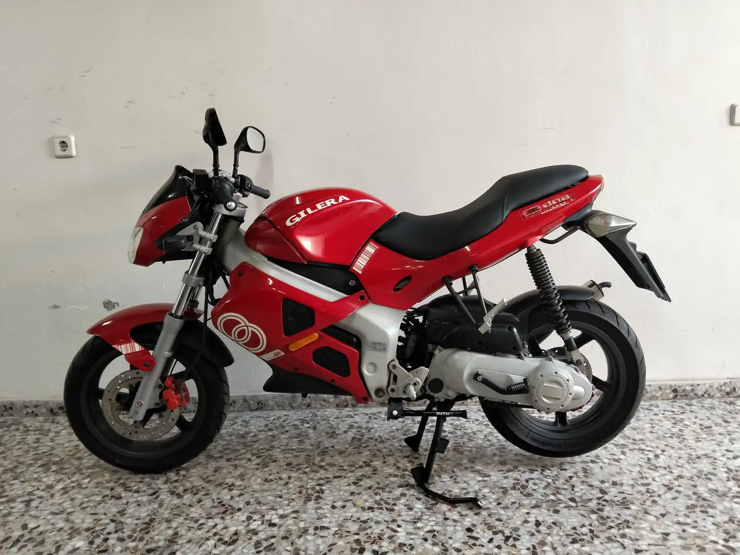 Gilera DNA 50 Rojo - 1