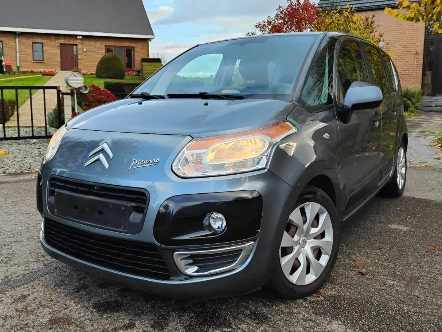 Citroen C3 Picasso C3 Picasso 1.6 HDi Confort Gris - 1