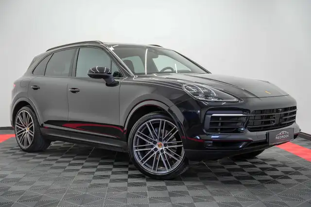 Porsche Cayenne view 2