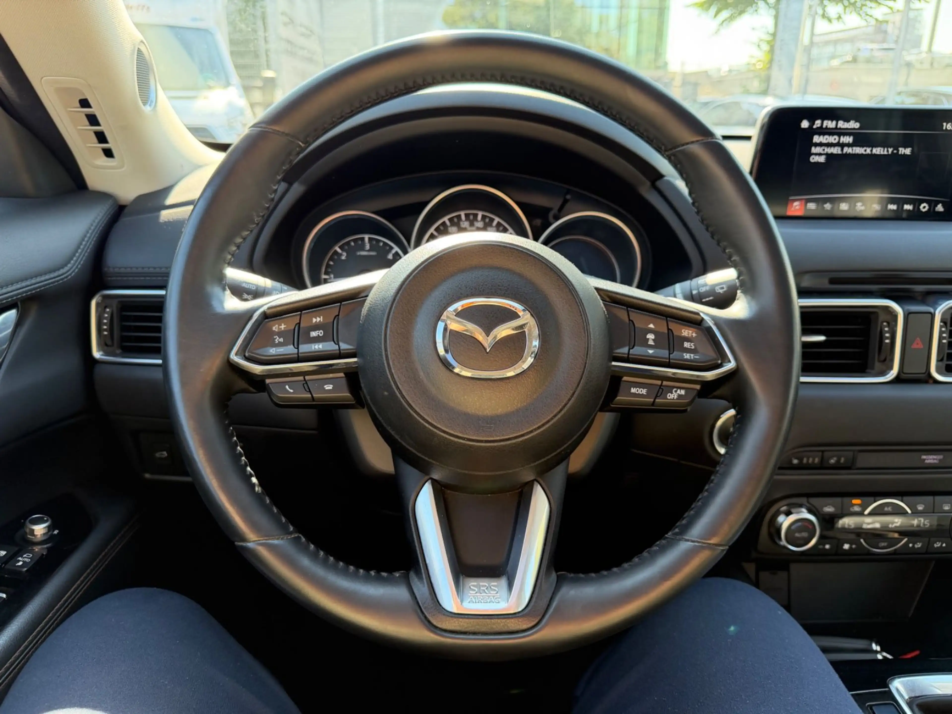 Mazda CX-5 2.2 AWD VOLL BOSE LED NAV MEM TOTW SHBD KAM — photo 15