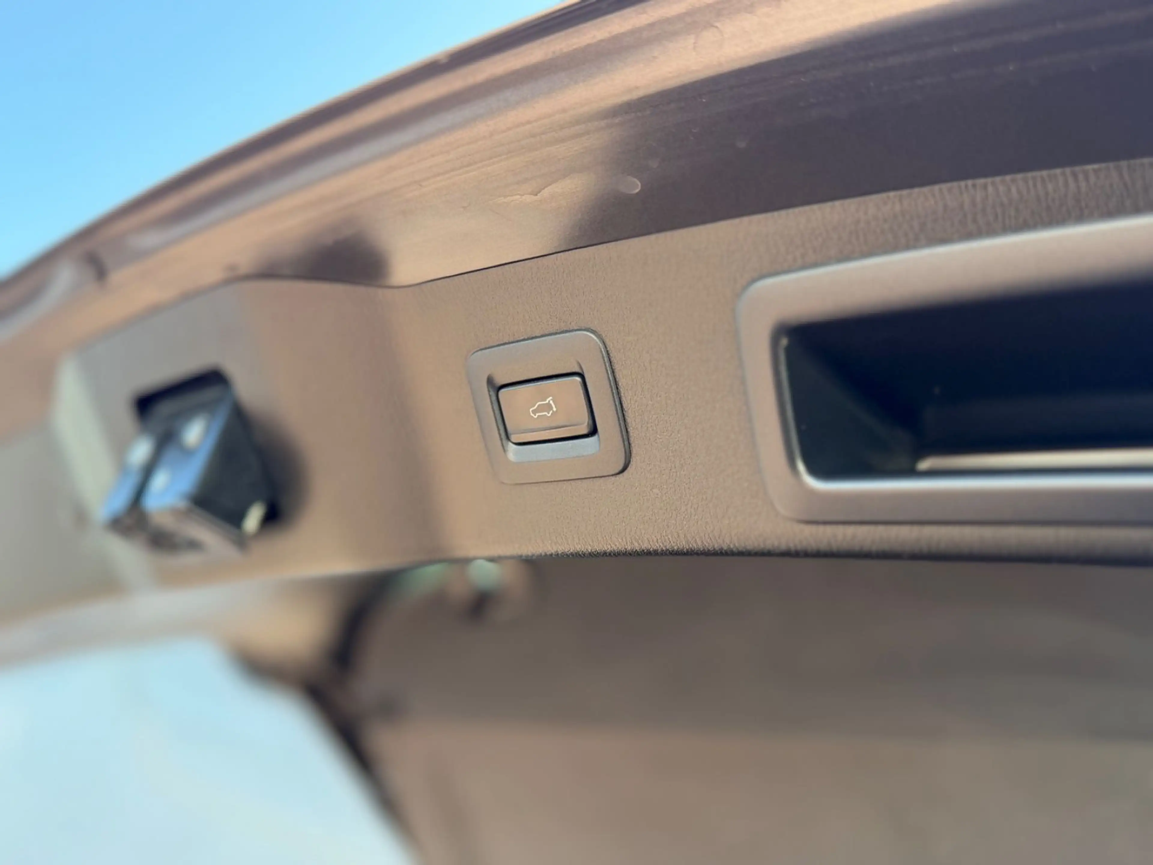 Mazda CX-5 2.2 AWD VOLL BOSE LED NAV MEM TOTW SHBD KAM — photo 8