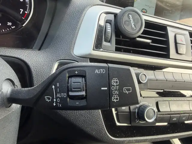 BMW 1 Series view 17