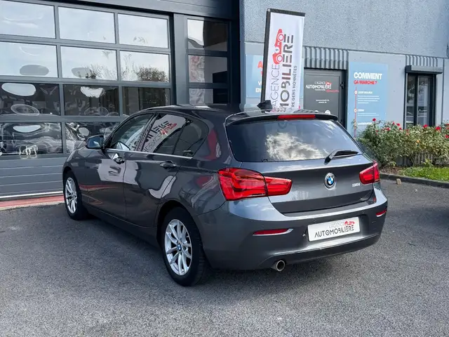BMW 1 Series view 4