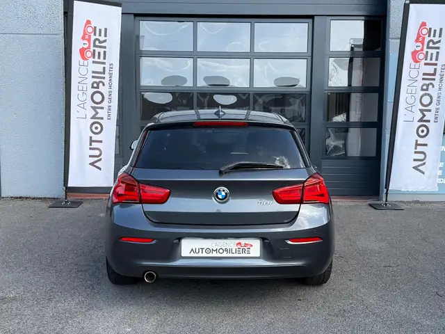 BMW 1 Series view 6