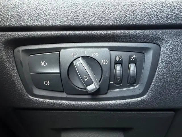 BMW 1 Series view 24