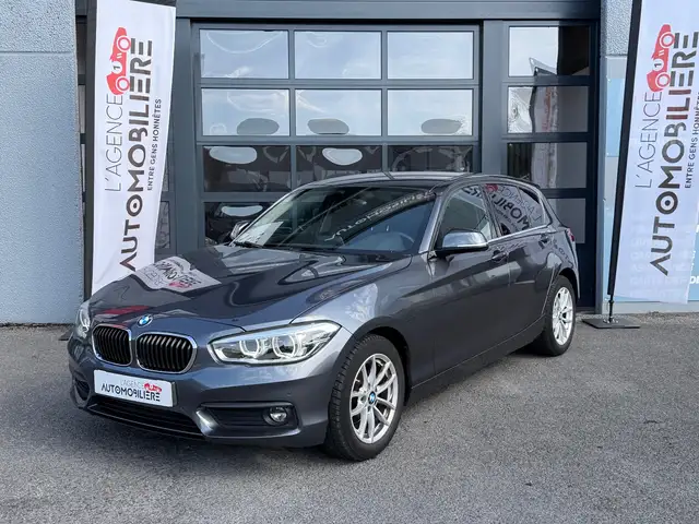 BMW 1 Series view 2
